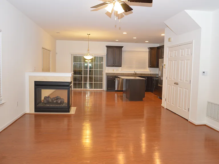 2 Alderbrook Ct — Photo 2