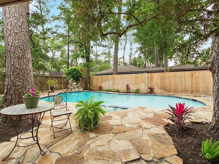12523 Westerley Ln — Photo 32