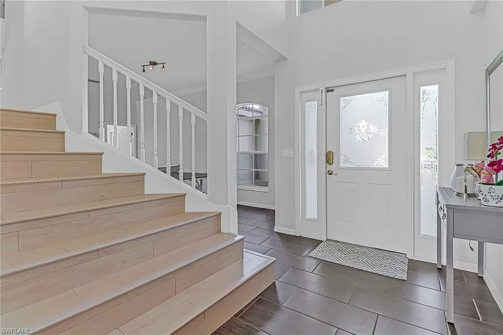 5 bed, 3.0 bath, 3449 sqft, $5,500 — Photo 3