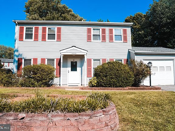 2nd image of 14353 Southgate Ct