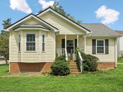 2101 McGavock Pike, Nashville, TN, 37216