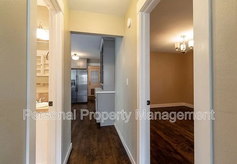 11302 NE 4th St — Photo 4