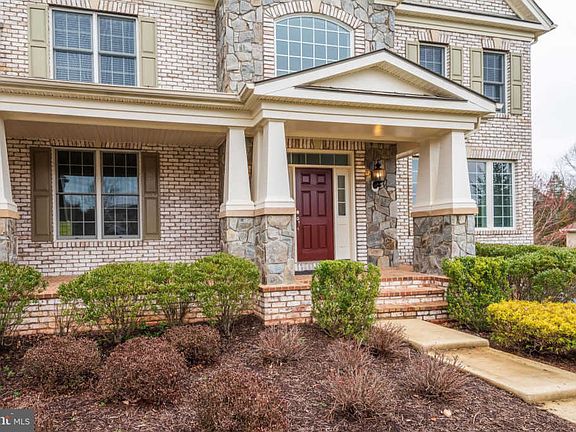 2nd image of 5316 Chaffins Farm Ct