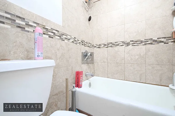 Rented by ZealEstate Group Inc | media 30