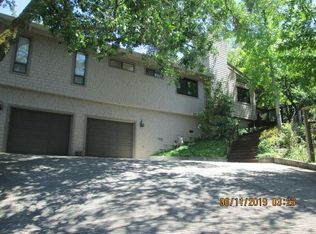 9 Mountain View Pl, Lafayette, CA 94549