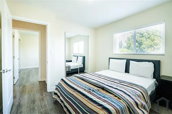 5 bed, 1150 sqft, $4,200 — Photo 3