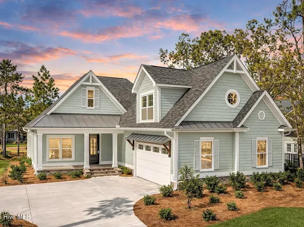 1543 St Vincent Drive SW, Shallotte, NC 28470