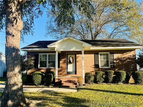 1303 9th St, Lumberton, NC 28358