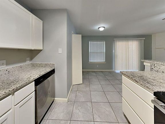 4th image of 9908 Runnymeade Pl