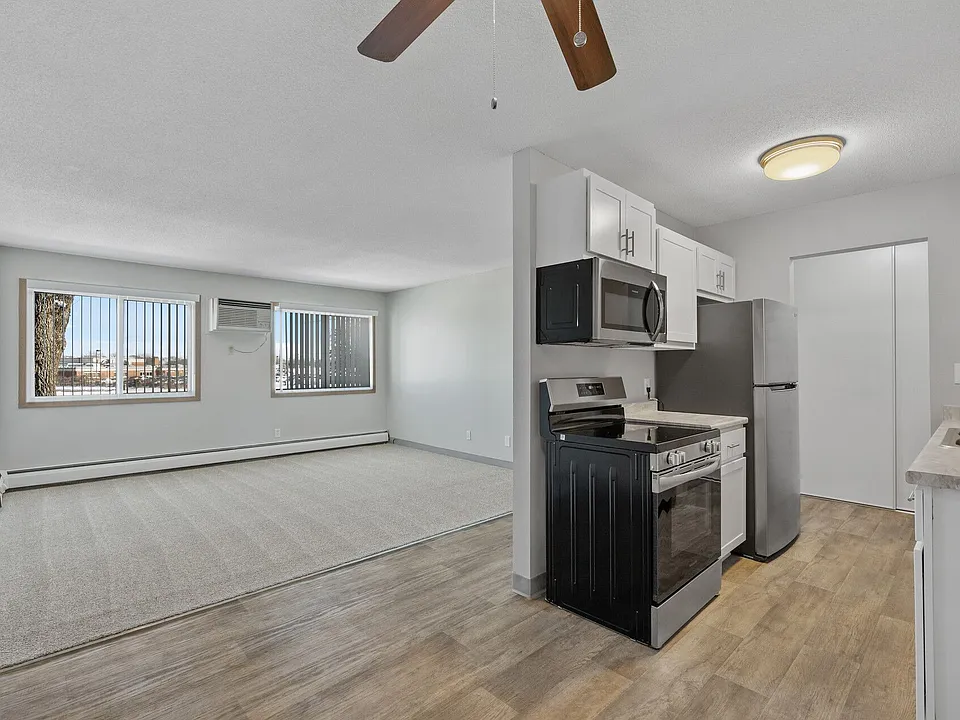 109th Place Apartments