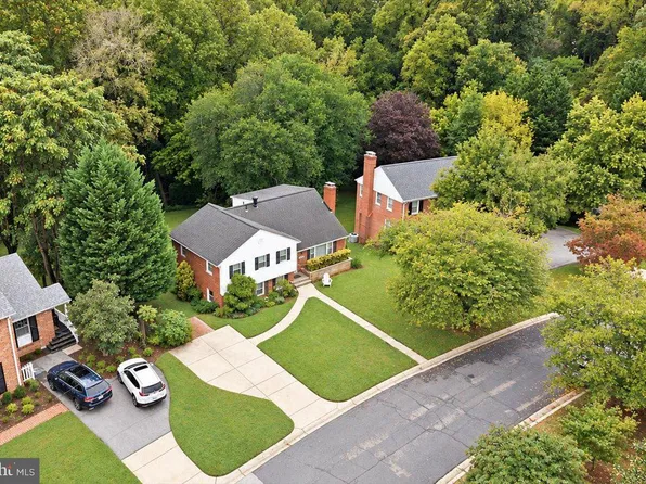 9700 Culver St, Kensington, MD 20895