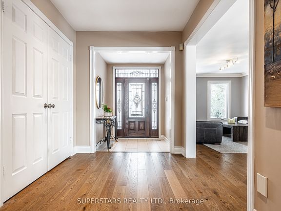 4th image of 852 Norwick Rd