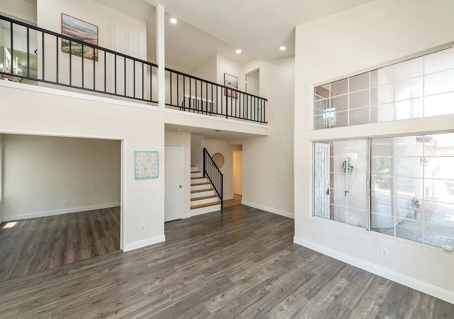 11157 Charleston St — Photo 4