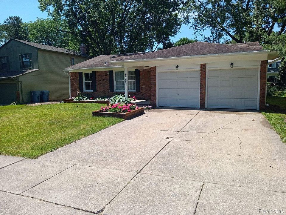 1st image of 8558 Buckingham Dr