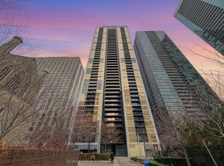 28 Ted Rogers Way #206, Toronto, ON M4Y 2J4
