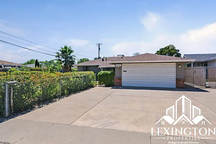 5001 Date Ave — Photo 1