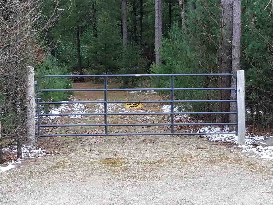 1st image of W3231 Dakota Ave