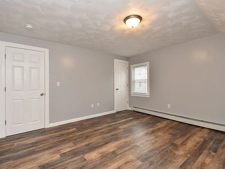 41-39 Benefit St — Photo 12