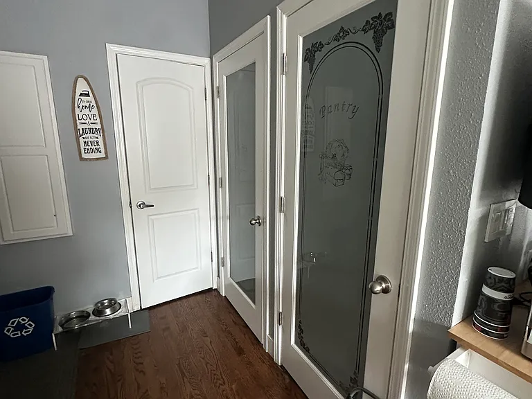 4422 State Line Rd — Photo 10
