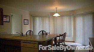 dinette and kitchen
						:
						connected to dining room and family room