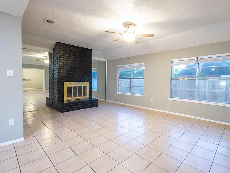 6542 Bridgegate Dr — Photo 4