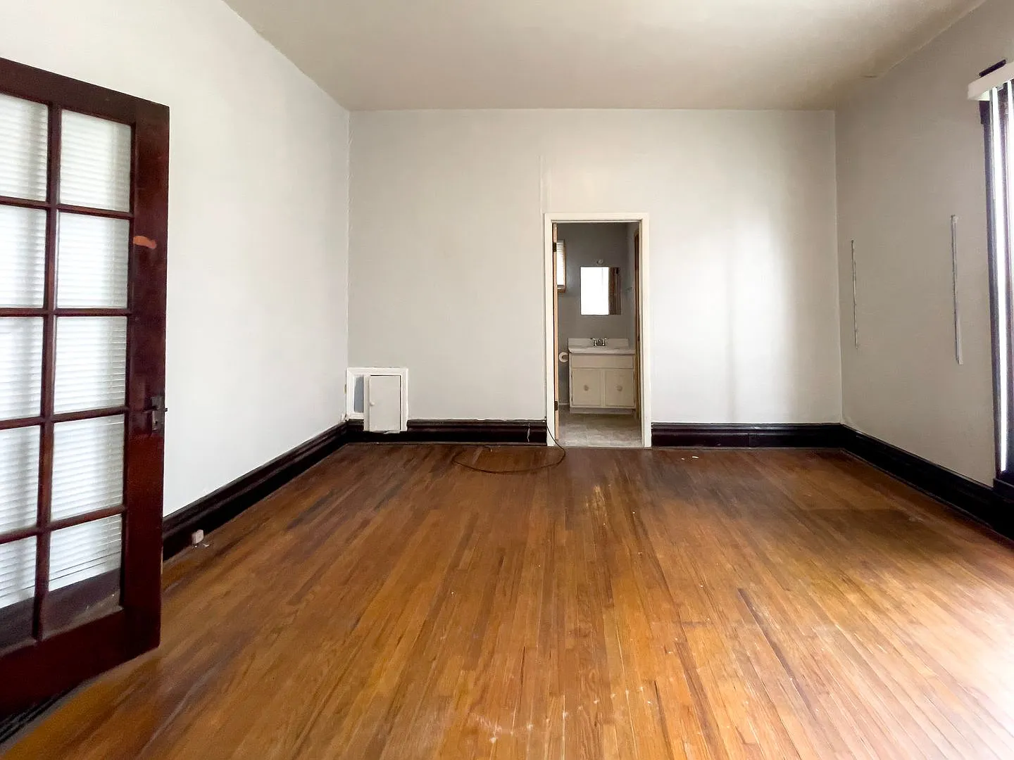 1607 W Jackson St (Wynn Funds, LLC) — Photo 3