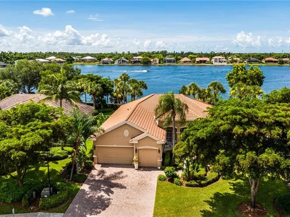 5589 Whispering Willow WAY, FORT MYERS, FL 33908