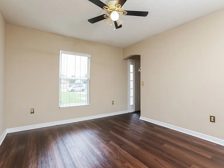 1762 Hillandale Ave — Photo 13