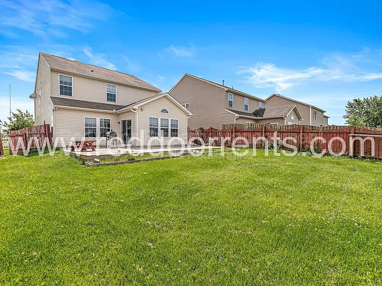 10031 Golden Dr — Photo 37