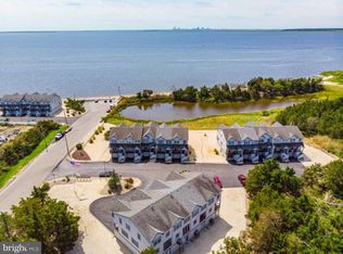 21 Mariners Pointe W, Tuckerton, NJ 08087