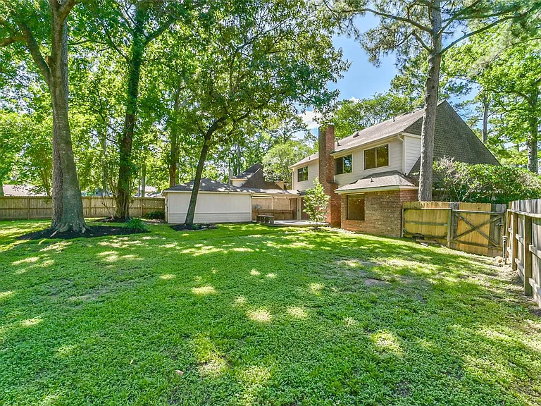 3910 Misty Gardens Ct — Photo 8