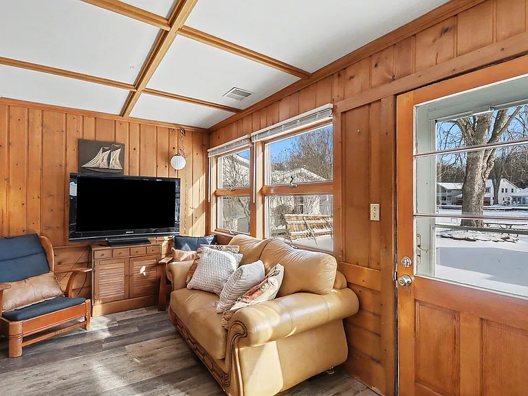 11637 Algonquin Dr — Photo 13
