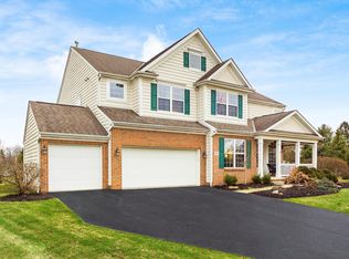 1052 Cheliway Ct, Powell, OH 43065