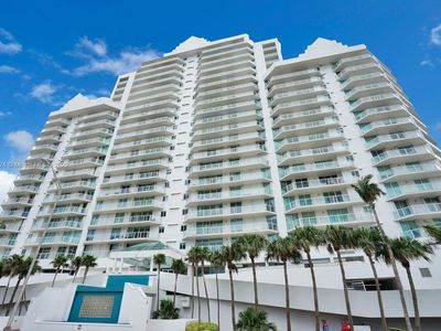5900 Collins Ave APT 407, Miami Beach, FL, 33140