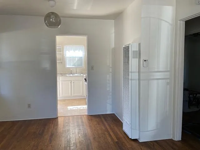 861 Law St — Photo 5