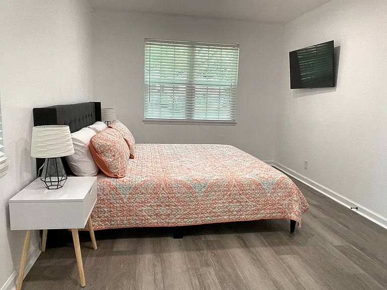 505 Marsh Cir — Photo 18