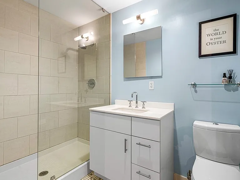 346 Congress St #203 — Photo 11