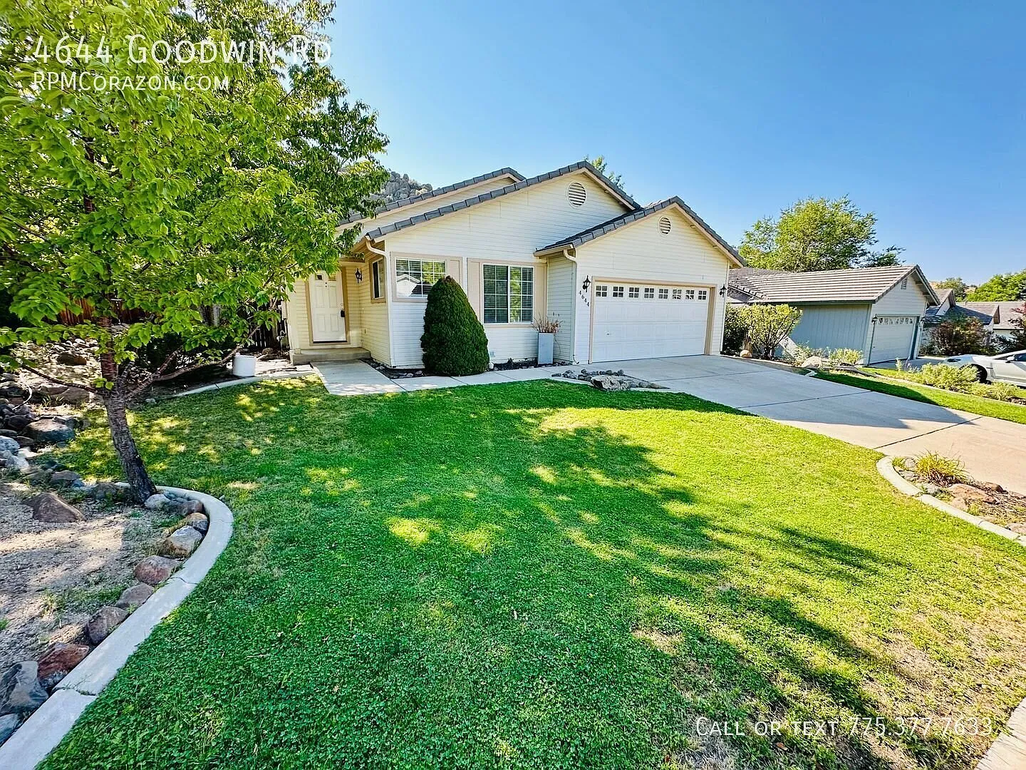 Upgraded 3 Bed, 2 Bath Home in the Vista's $1995/month! — Photo 2
