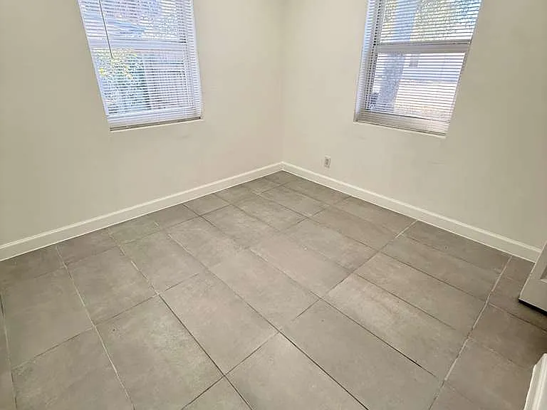 504 NW 15th Ave #1-A — Photo 6
