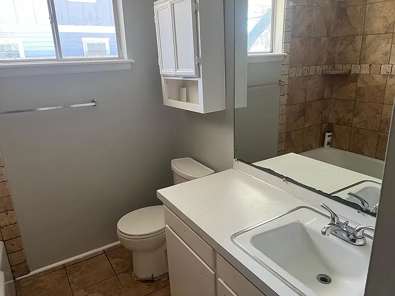 805 W Bel Air Dr — Photo 7