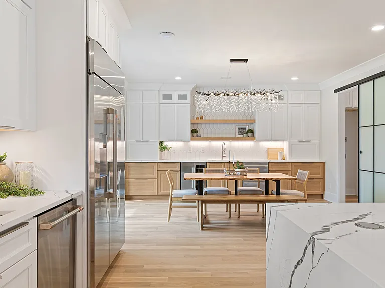 1240 Kenmore Pl — Photo 25