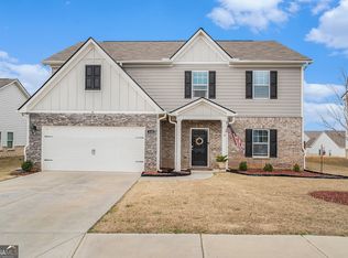 111 Innis Brook Cir, Cartersville, GA 30120