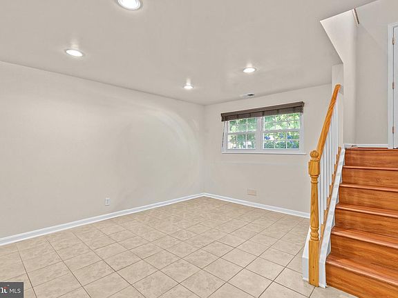 5th image of 7905 Marydell Ave