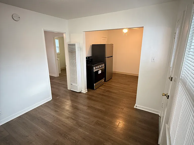 675 Johanna Ave #2 — Photo 5