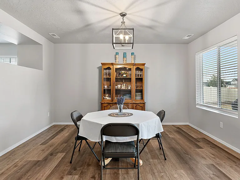1077 N Bowknot Lake Ave — Photo 10