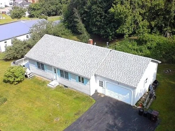 106 Sunset Terrace, Derby, VT 05830