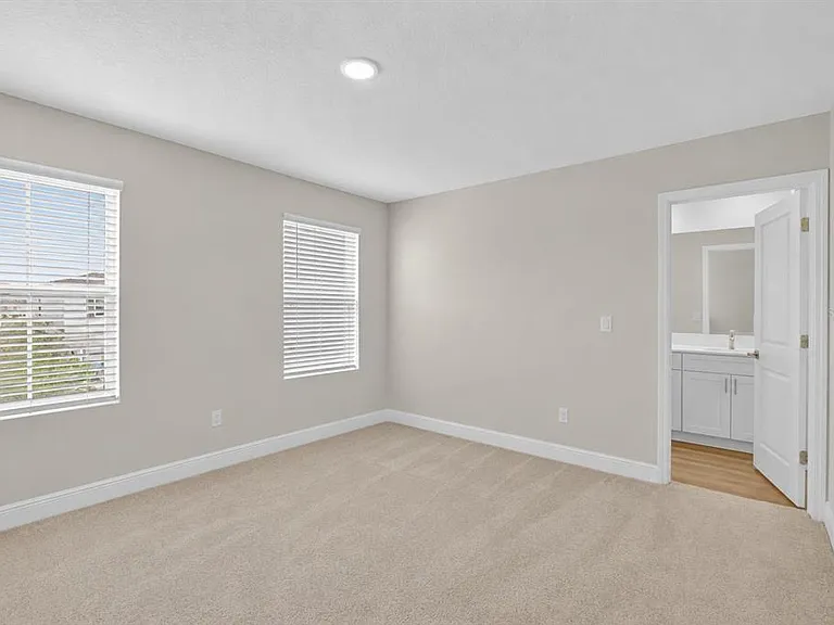 10009 Surrey Rose Dr — Photo 39