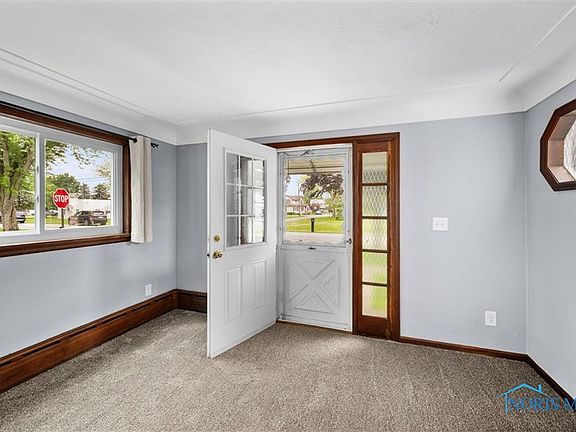 4th image of 503 Church St