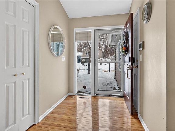 3rd image of 17916 Ashmont Pl