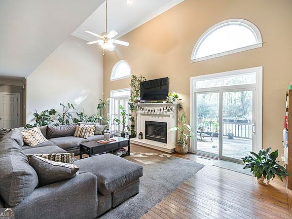 5th image of 103 Howard Oaks Dr